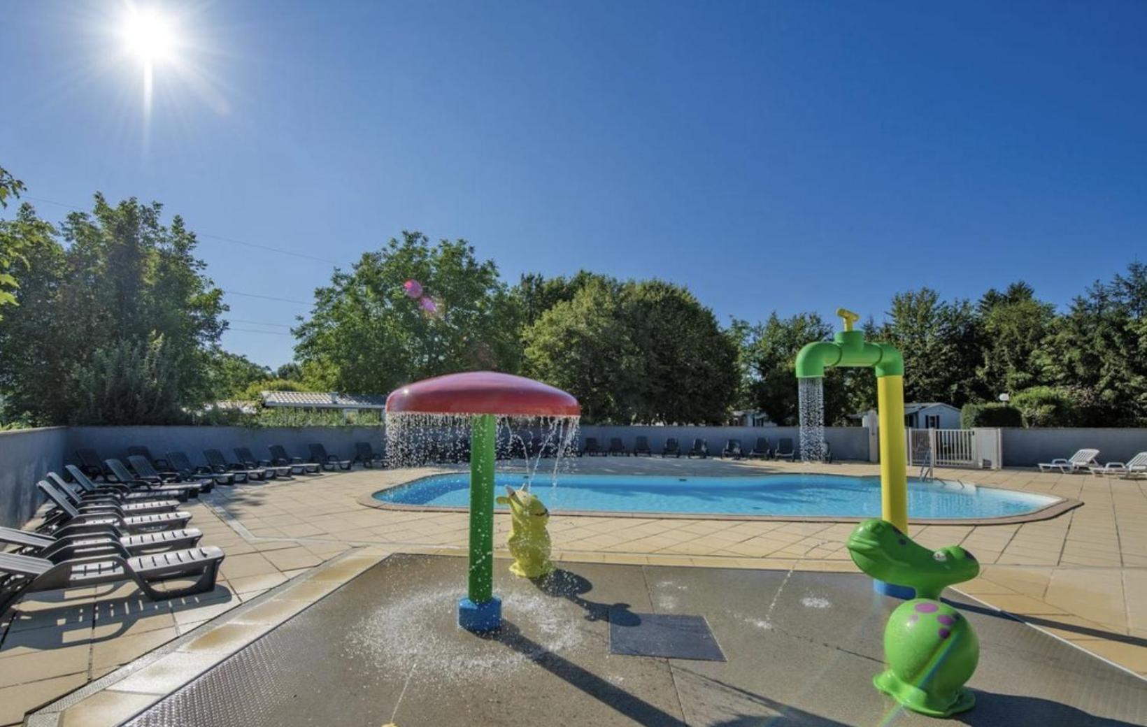 Le Muscat - Bungalow Pour 5 - Tv - Clim Boofzheim Экстерьер фото